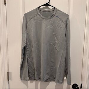 Men’s long sleeve metal vent lululemon tee
